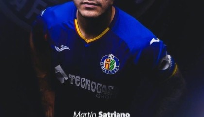 xingkong.com-一战成名！率队攻克伯纳乌，这位曾被寄予厚望前锋终于迎来重生|萨特里亚诺|赫塔费|乌拉圭|里昂|圣地亚哥-伯纳乌足球场_新浪体育_新浪新闻