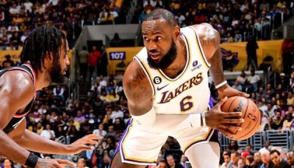 【观察】NBA历史投射最烂球队 湖人的阵容有多畸形？